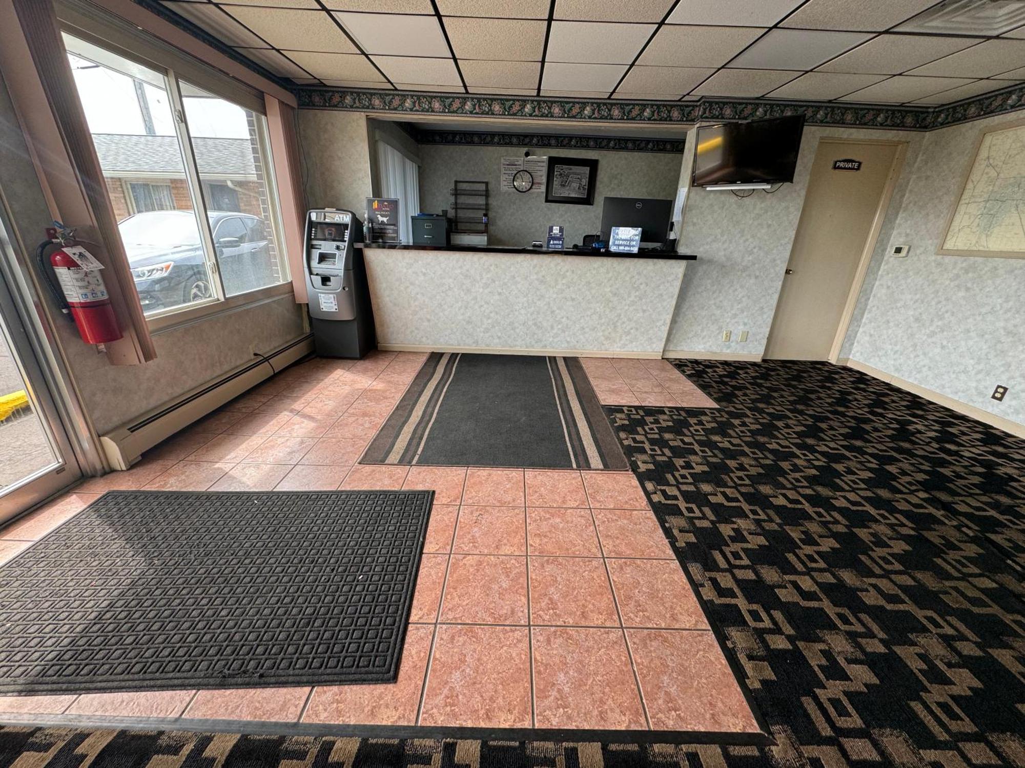Euclid Motel Бей Сити Екстериор снимка